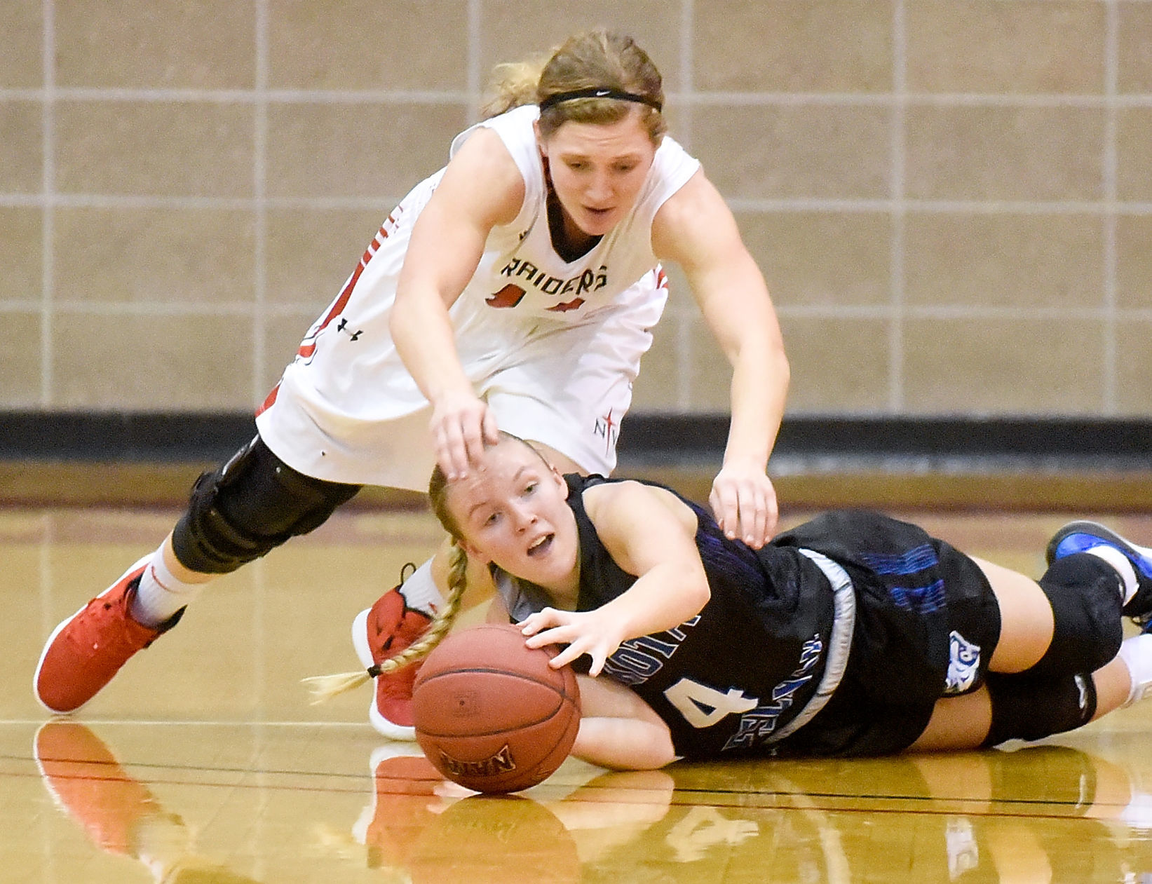 Basketball Dakota Wesleyan at Northwestern
